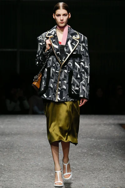 Look 22